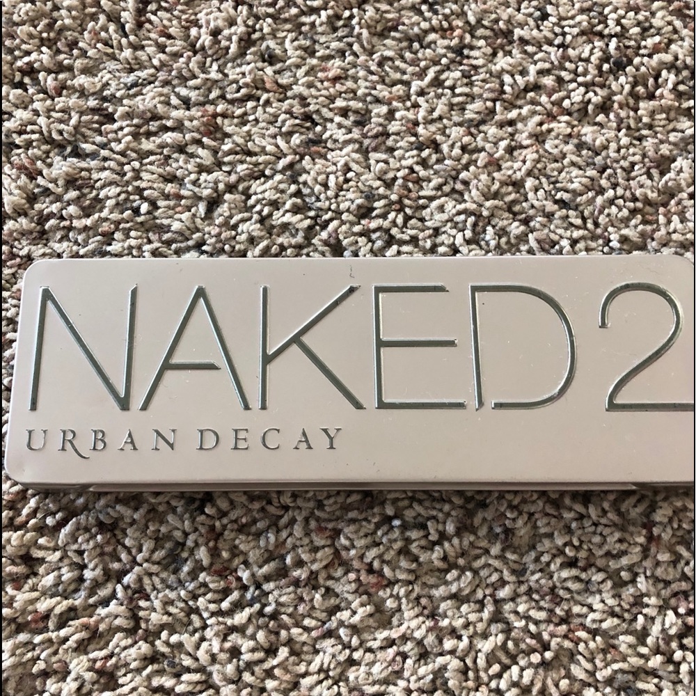 Urban decay eye shadow palette